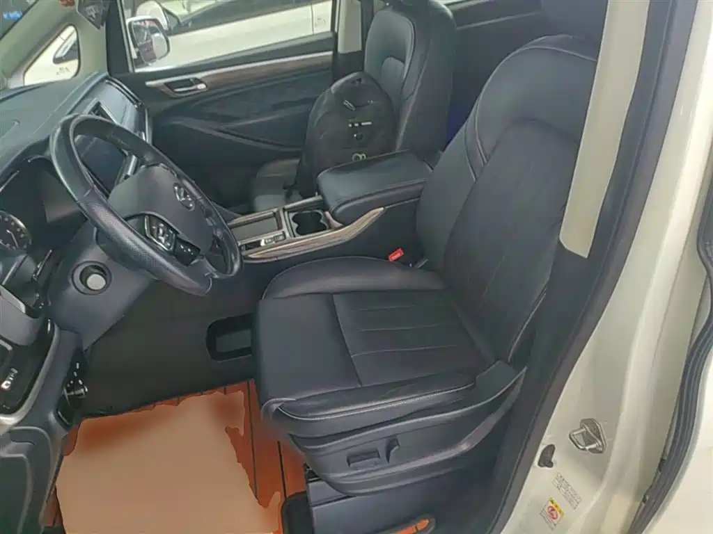 GAC Motor Trumpchi M8 2020 — фото 15