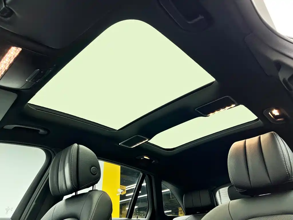 Mercedes-Benz GLC 2019 — фото 17