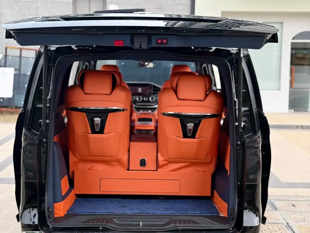 Mercedes-Benz Vito 2022 — фото 26