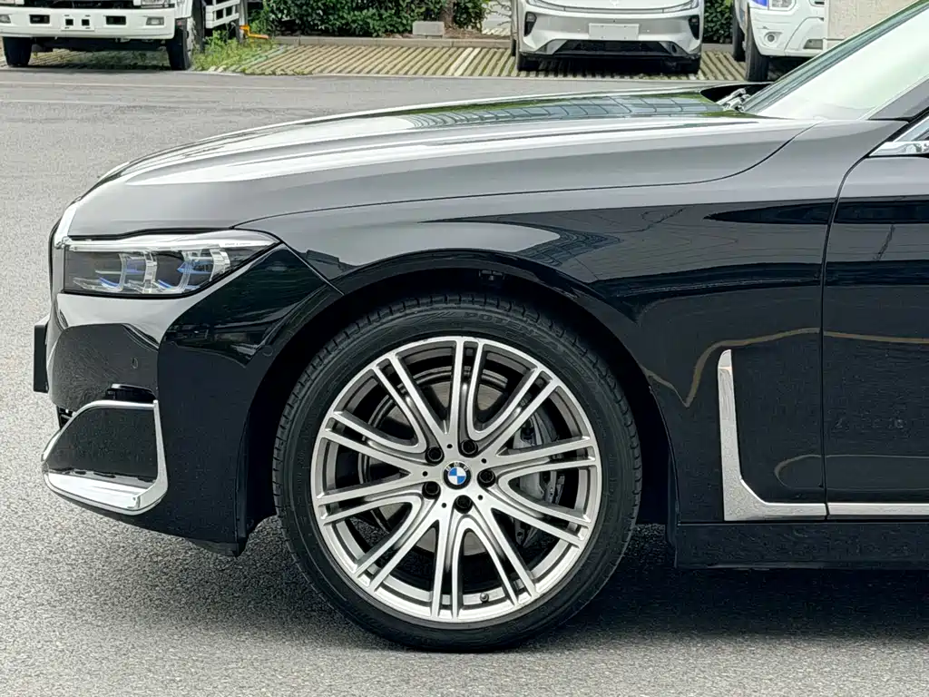 BMW 7 Series 2021