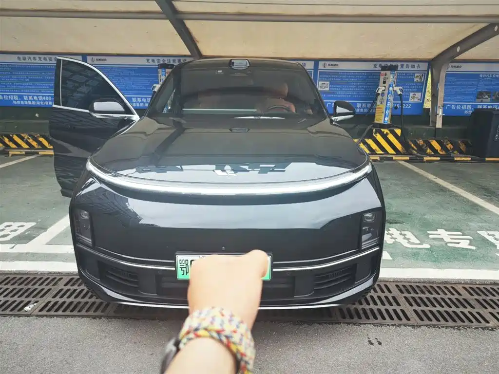 Li Auto Li L9 2023