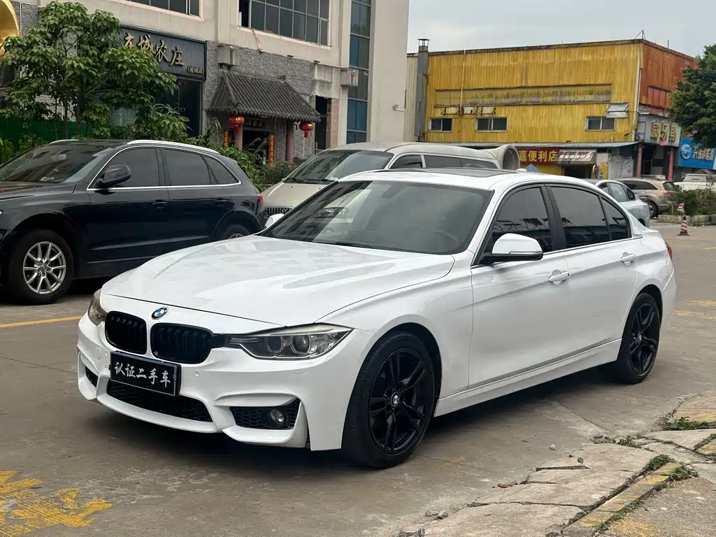 BMW 3 Series 2015 — фото 1