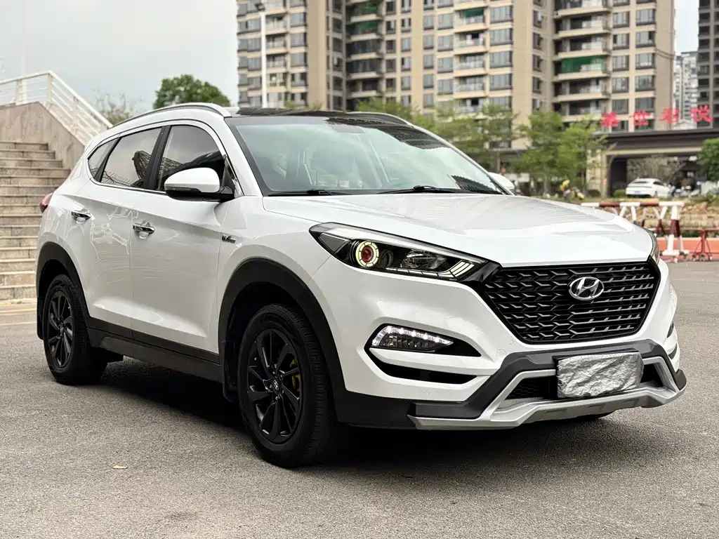 Hyundai Tucson 2016 — фото 2