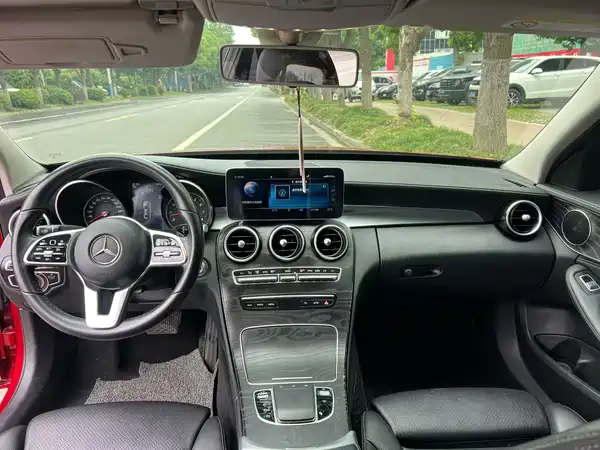 Mercedes-Benz C-Class 2019