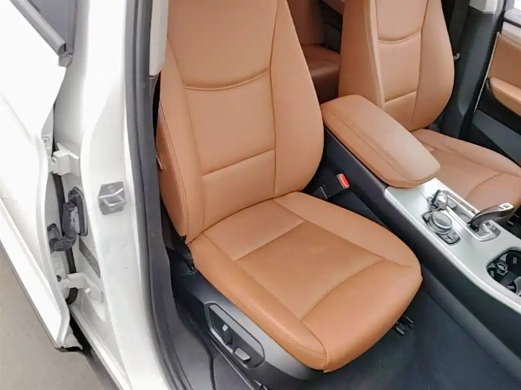 BMW X3 2014 — фото 25