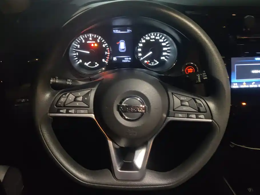 Nissan X-Trail 2018 — фото 15