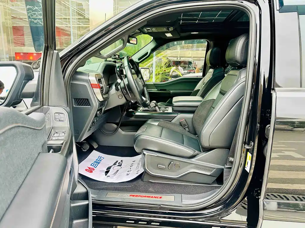 Ford F-150 Raptor 2023