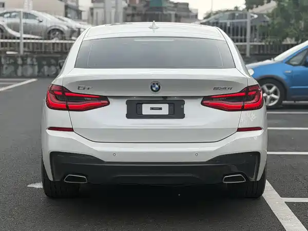 BMW 6 Series GT 2024