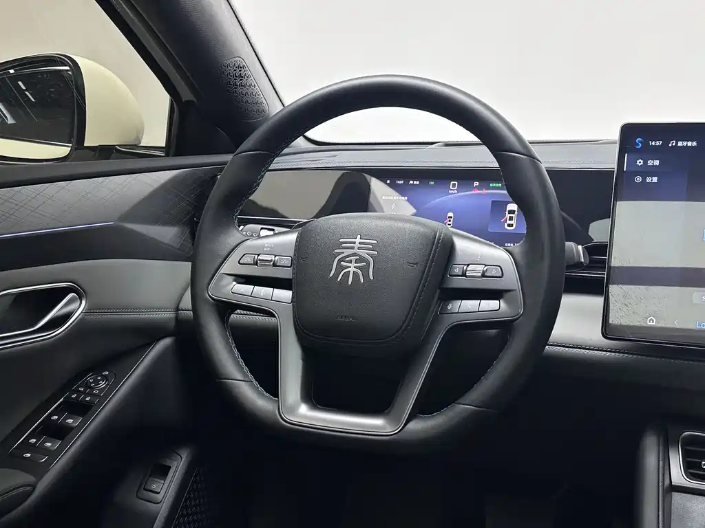 BYD Qin L 2025 — фото 13