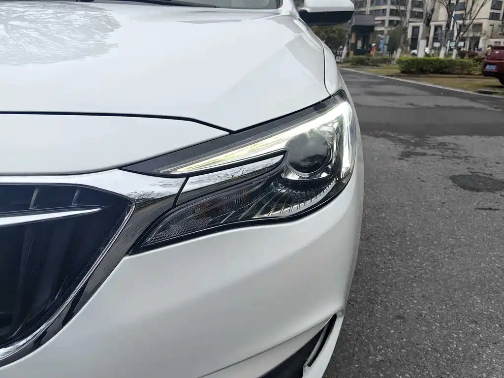 Buick Excelle 2020 — фото 15