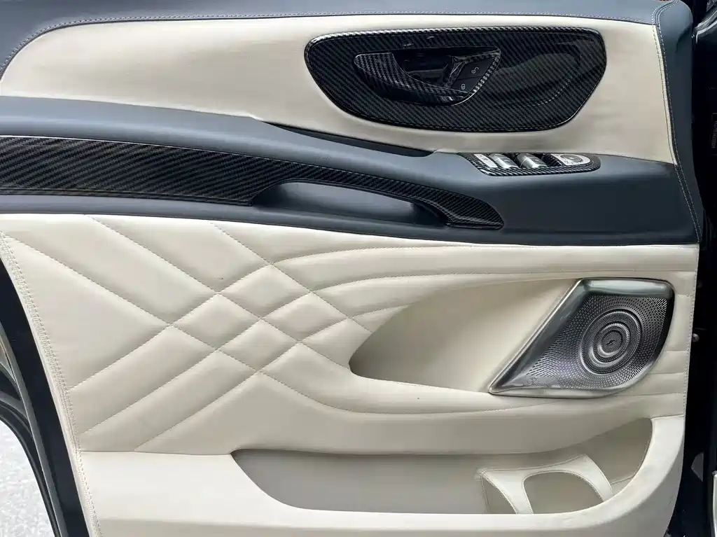 Mercedes-Benz Vito 2023 — фото 7