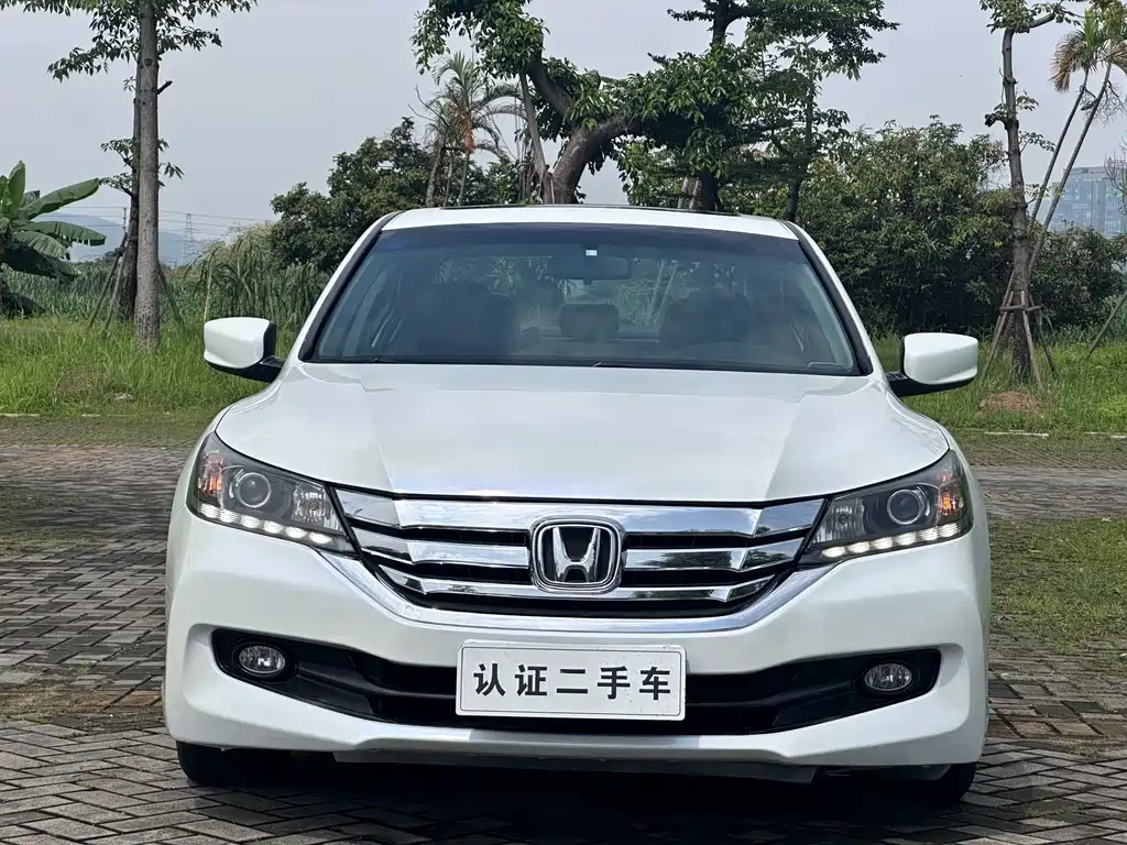 Honda Accord 2016 — фото 2