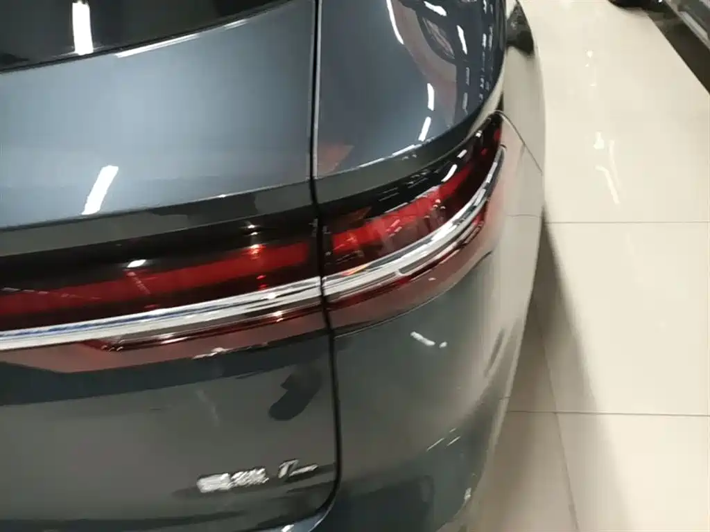 Geely Xingyue L 2023 — фото 8