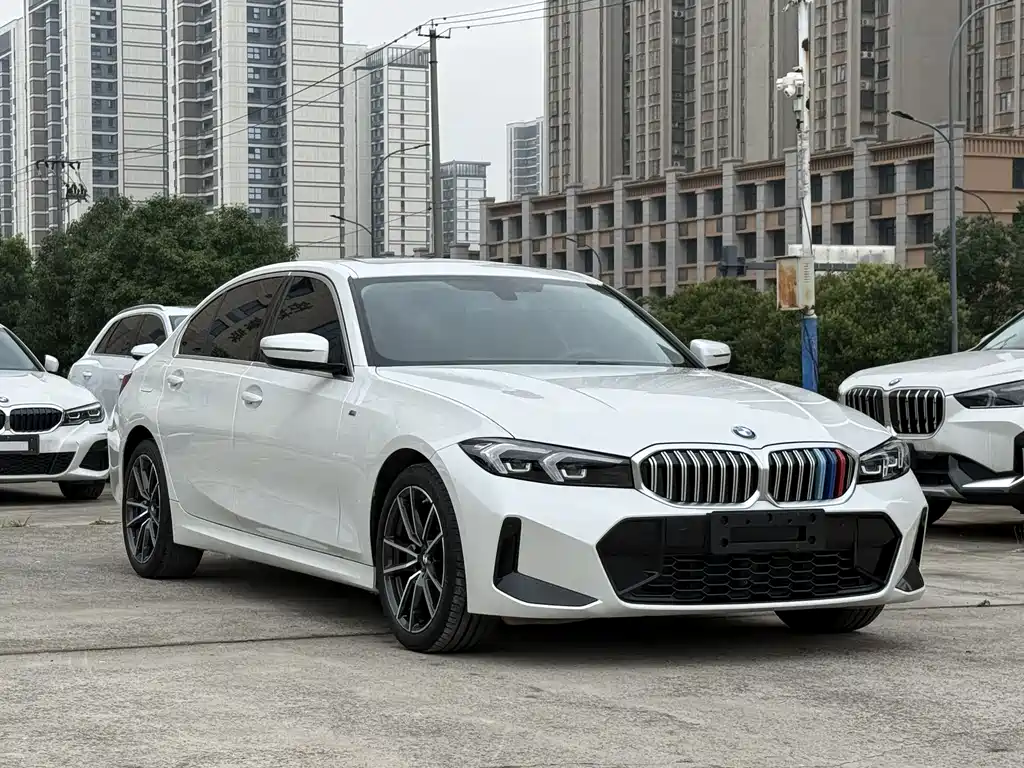 BMW 3 Series 2023