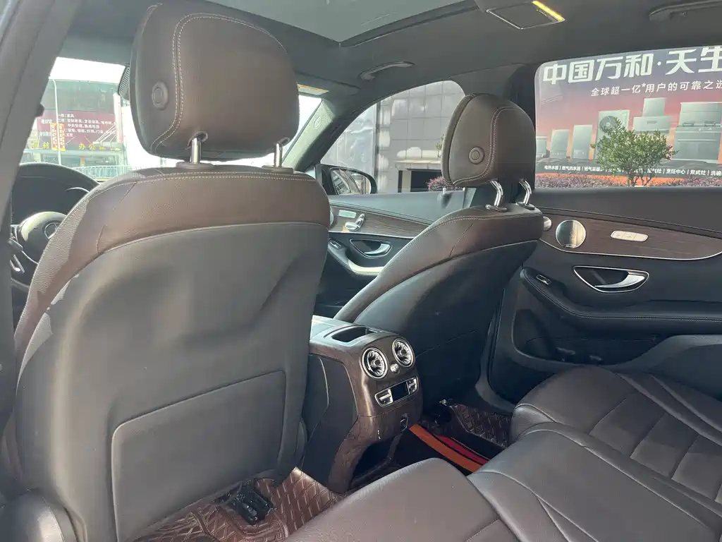 Mercedes-Benz GLC 2020 — фото 11