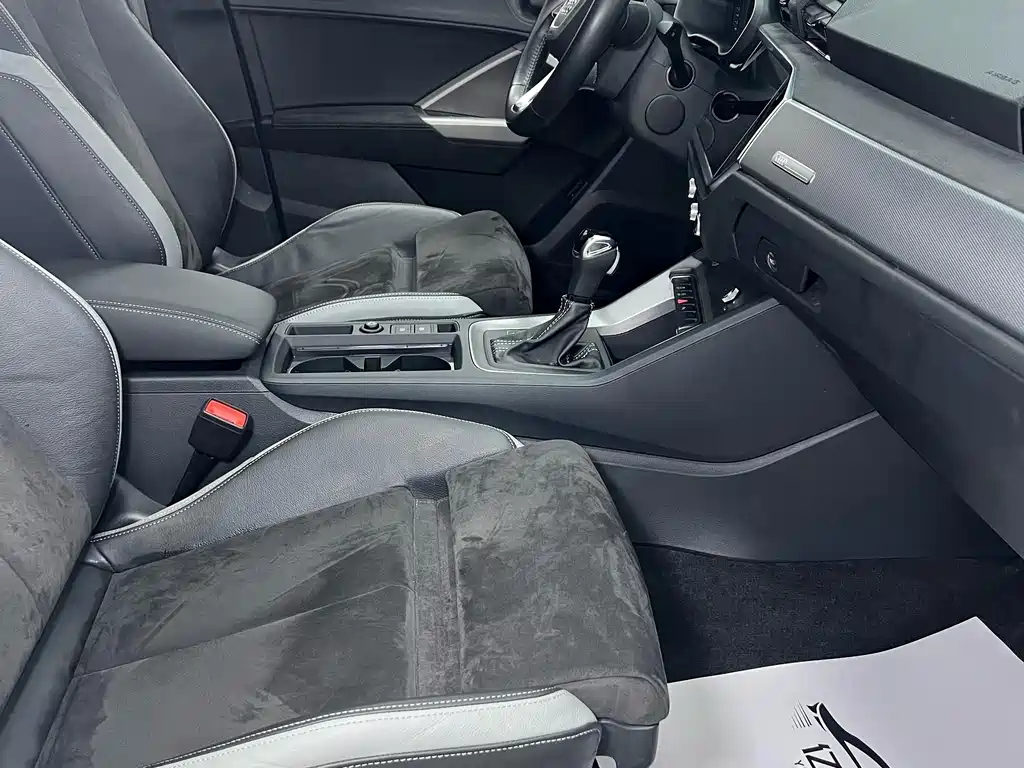 Audi Q3 2022 — фото 18