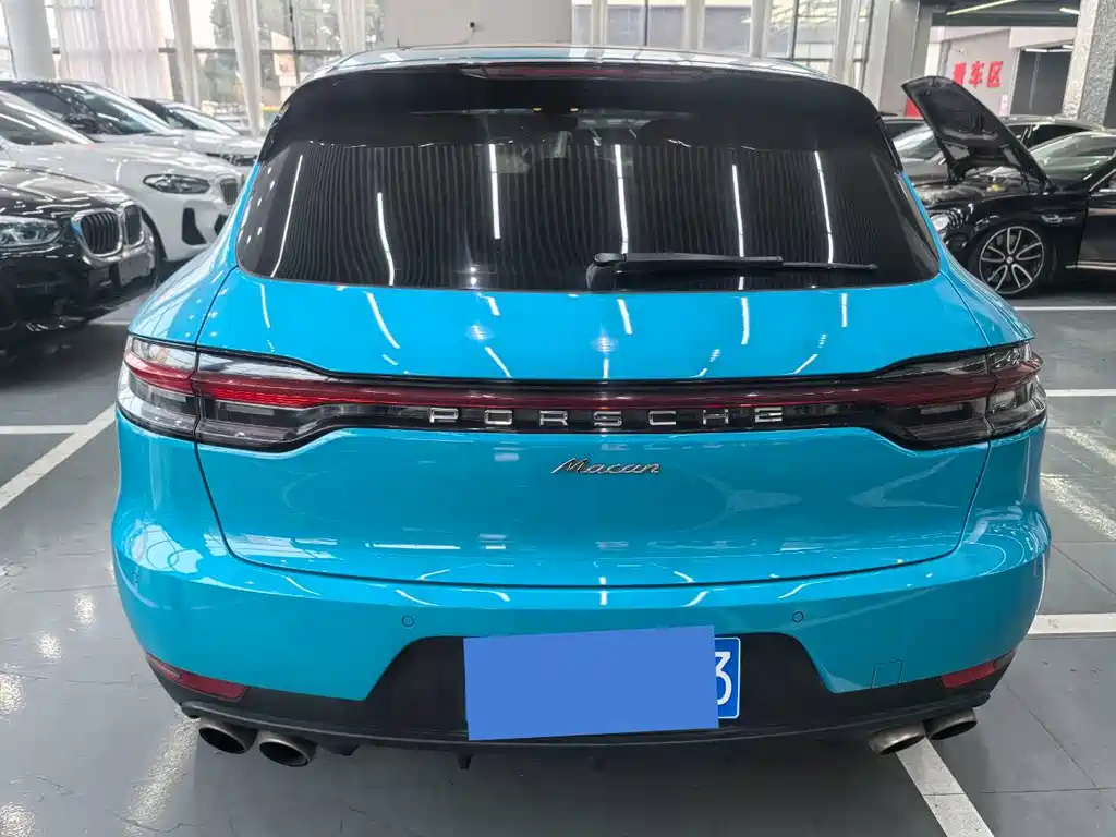 Porsche Macan 2018 — фото 15