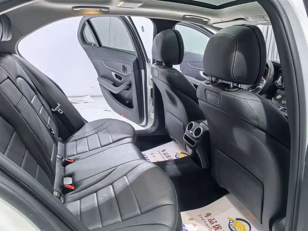 Mercedes-Benz C-Class 2019