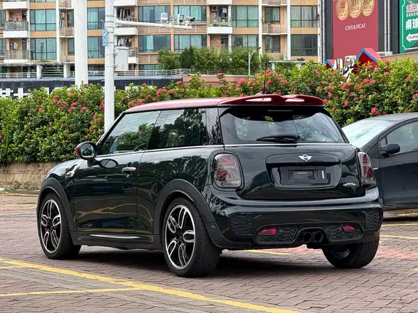 MINI JCW 2016