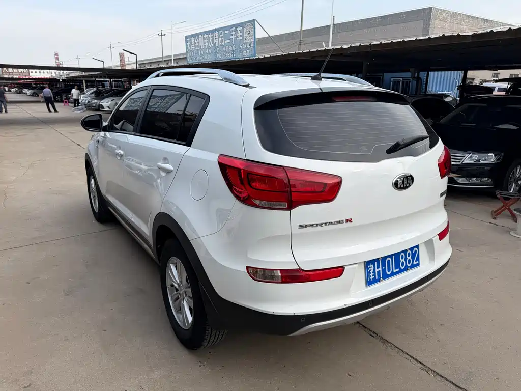 Kia Sportage 2016 — фото 10