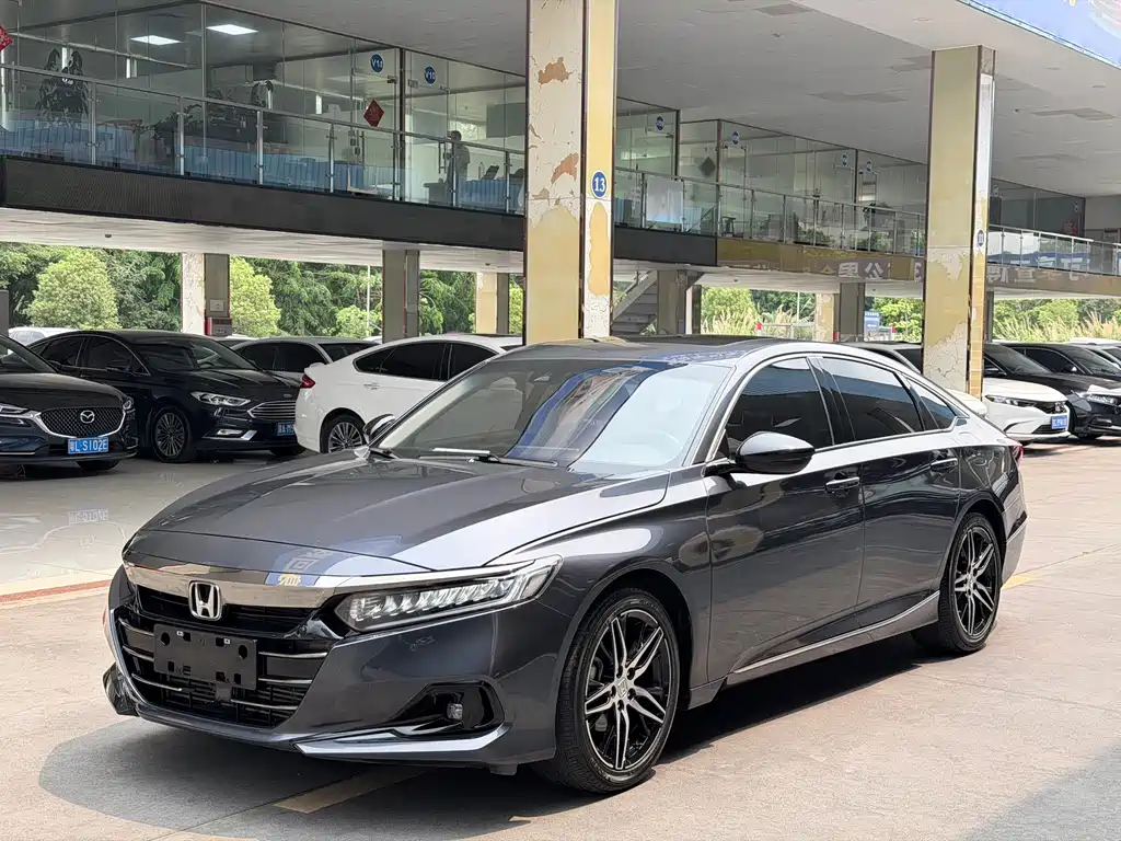 Honda Accord 2023 — фото 1