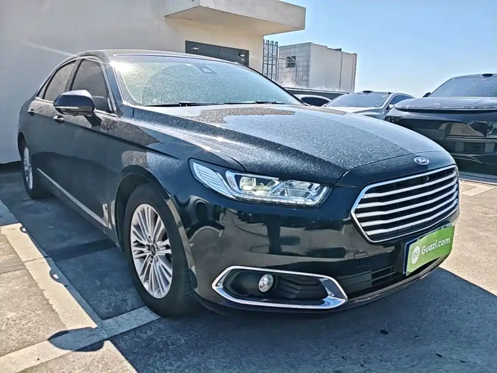 Ford Taurus 2019 — фото 4