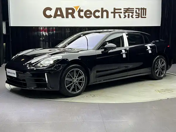 Porsche Panamera 2024