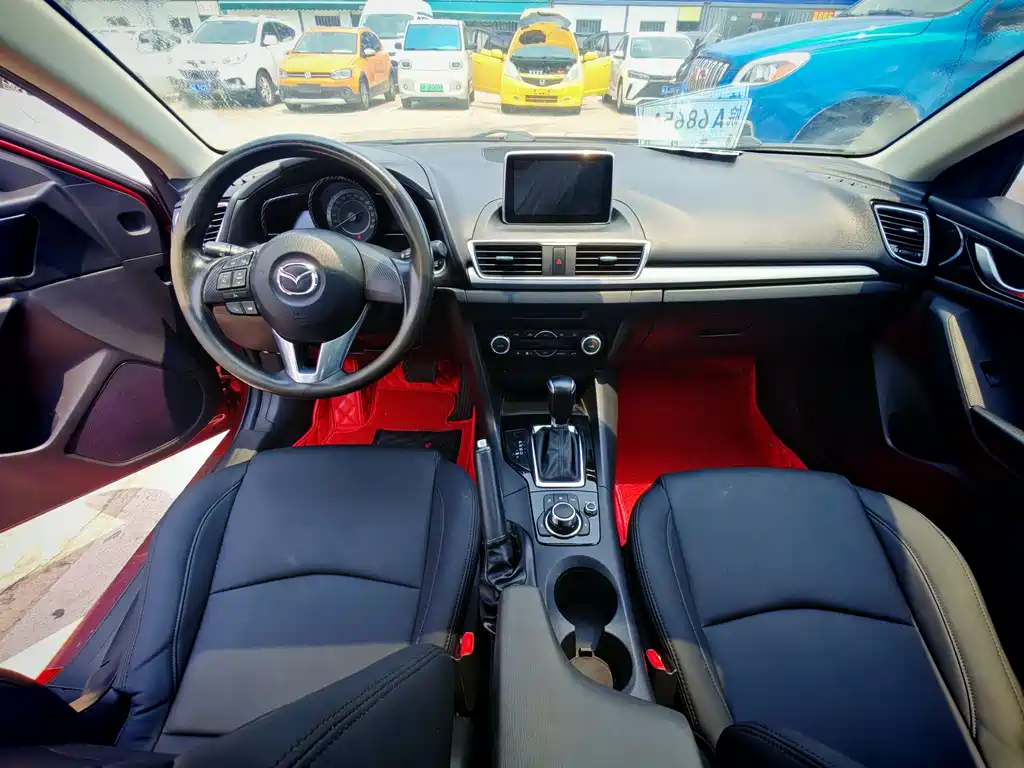 Mazda 3 Axela 2016 — фото 22