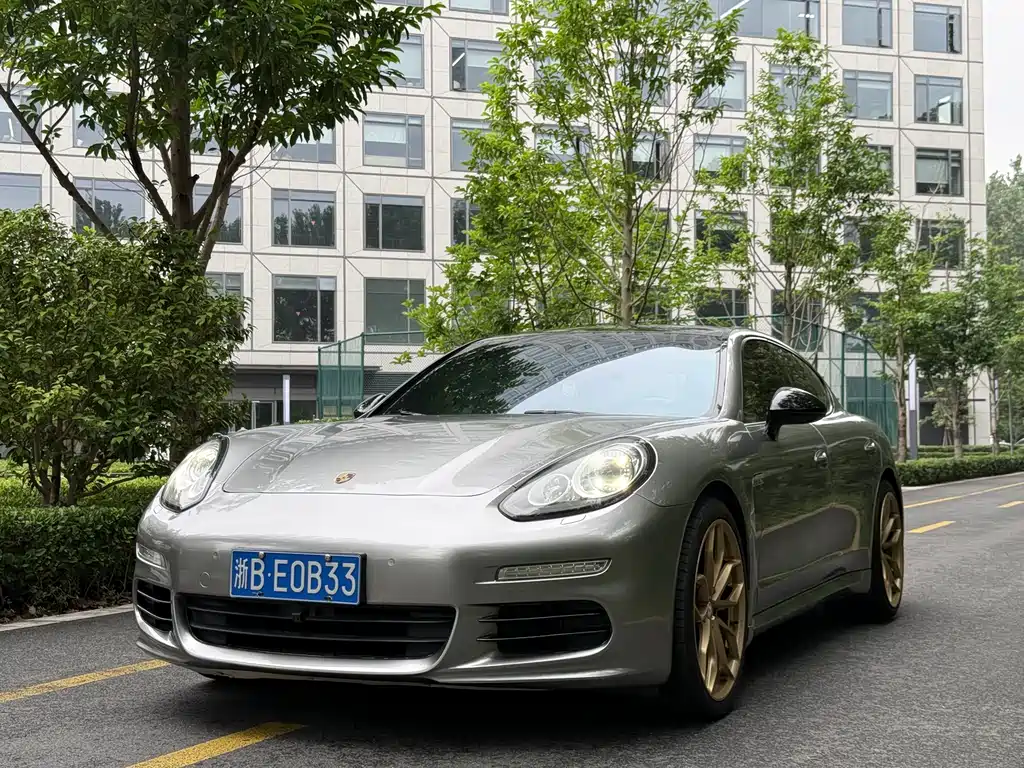 Porsche Panamera 2014