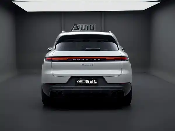 Porsche Cayenne 2025