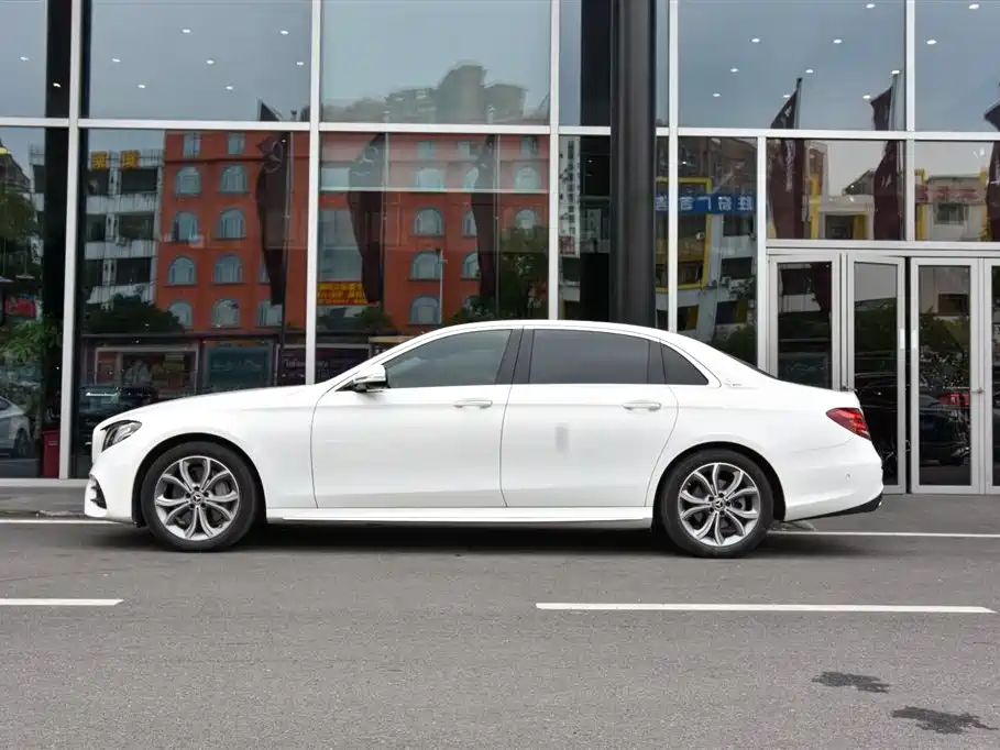 Mercedes-Benz E-Class 2020