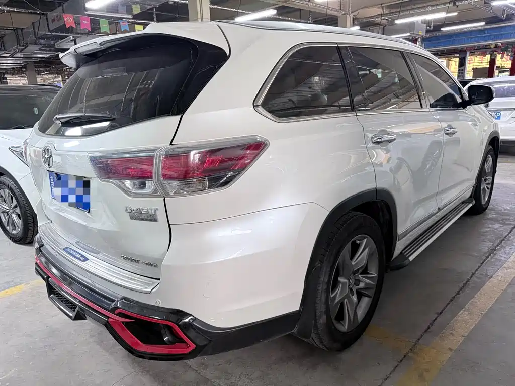 Toyota Highlander 2017 — фото 20