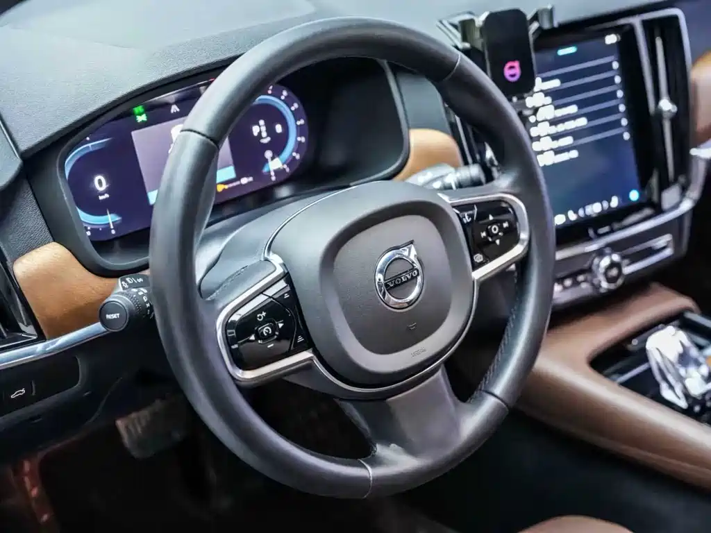 Volvo S90 2023 — фото 9