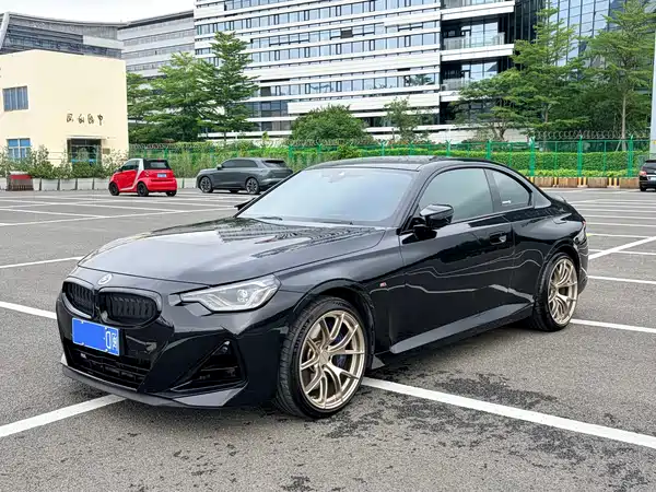 BMW M240i 2026