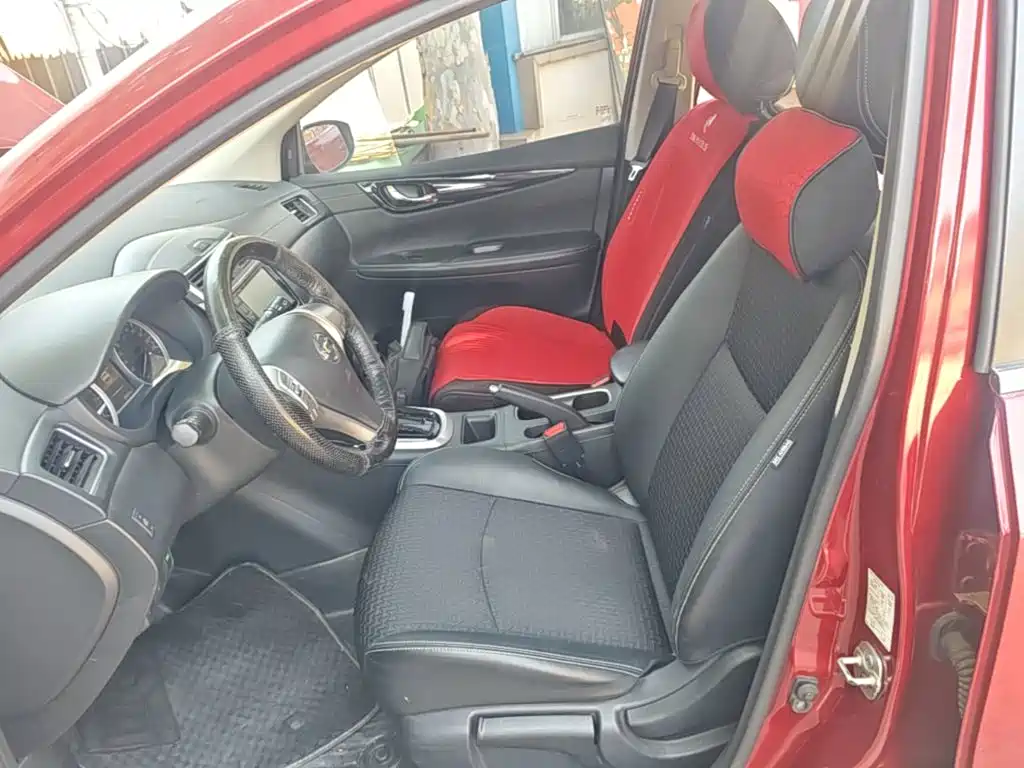 Nissan Tiida 2018 — фото 15