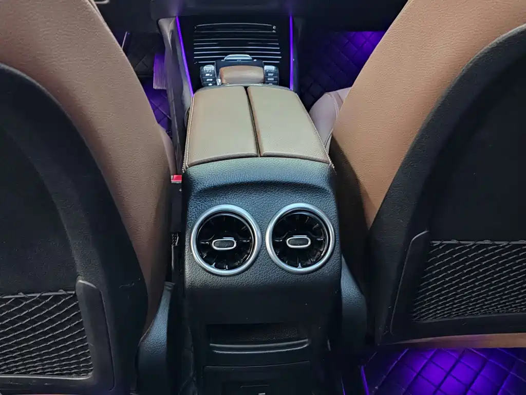 Mercedes-Benz GLB 2023 — фото 11