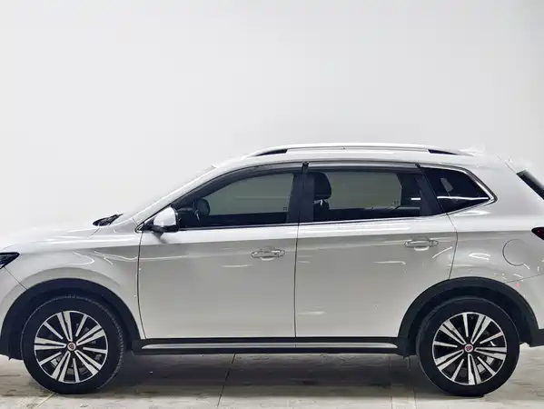 Roewe RX5 2020
