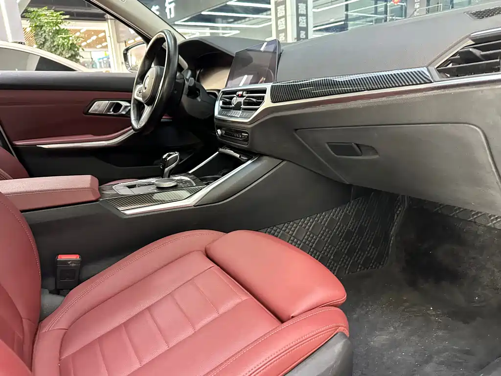 BMW 3 Series 2021 — фото 14