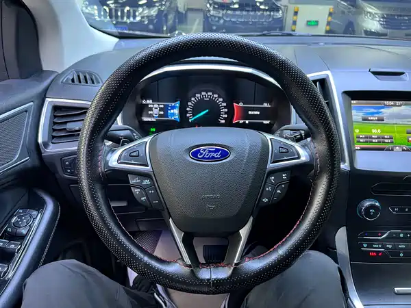 Ford Edge 2016