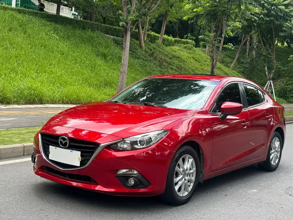 Mazda 3 Axela 2015 — фото 1
