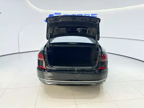 Volkswagen Passat 2023