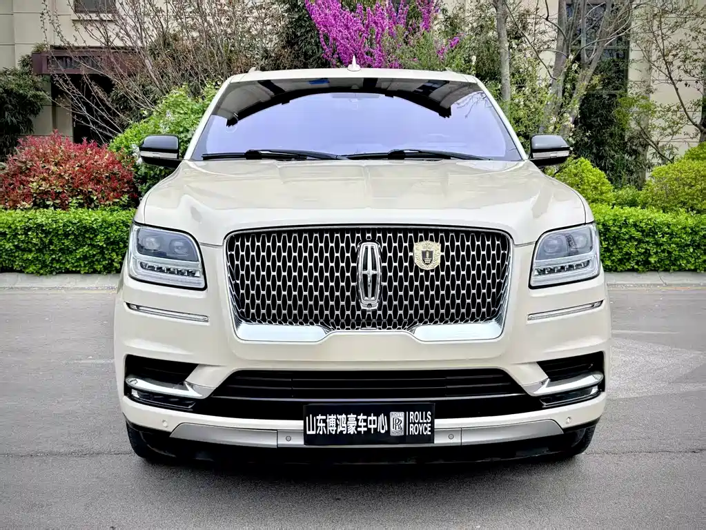 Lincoln Navigator 2019 — фото 2