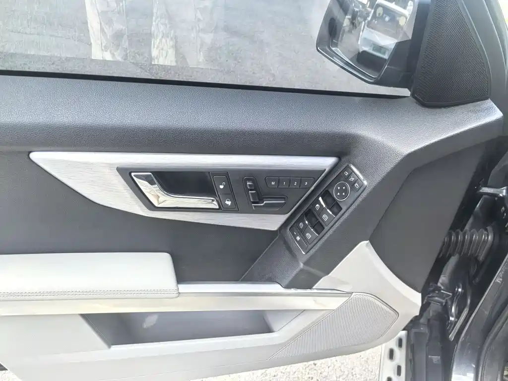 Mercedes-Benz GLK-Class 2010 — фото 16