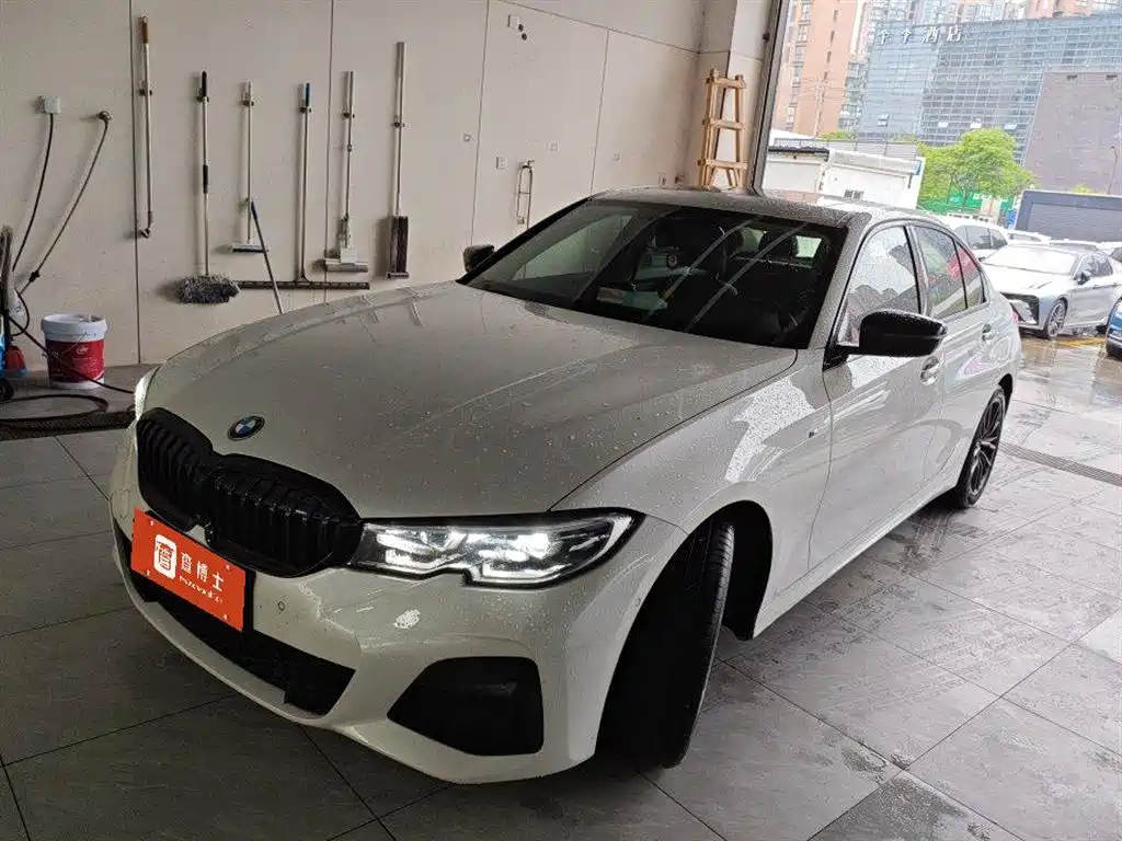 BMW 3 Series 2020 — фото 1