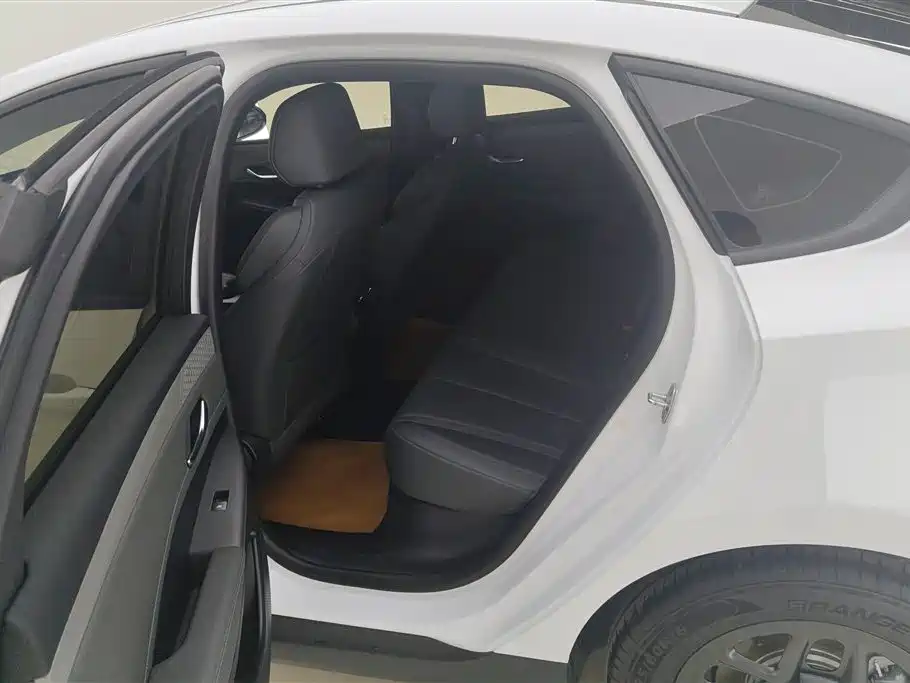 BYD Qin PLUS 2025 — фото 11