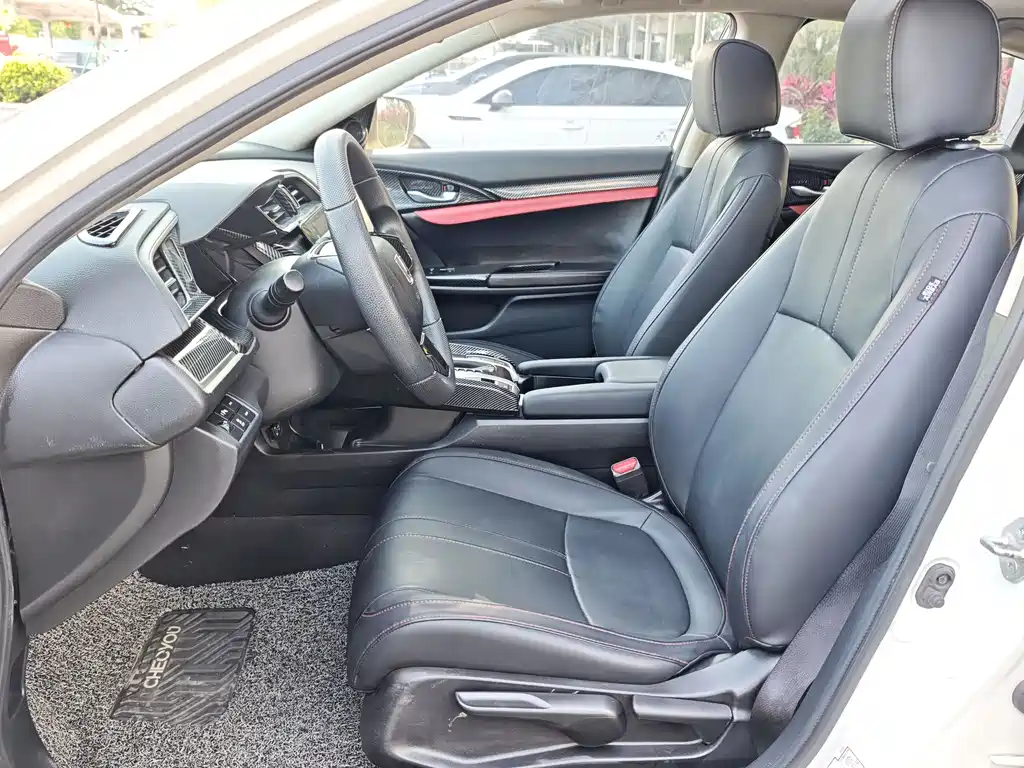 Honda Civic 2020 — фото 13