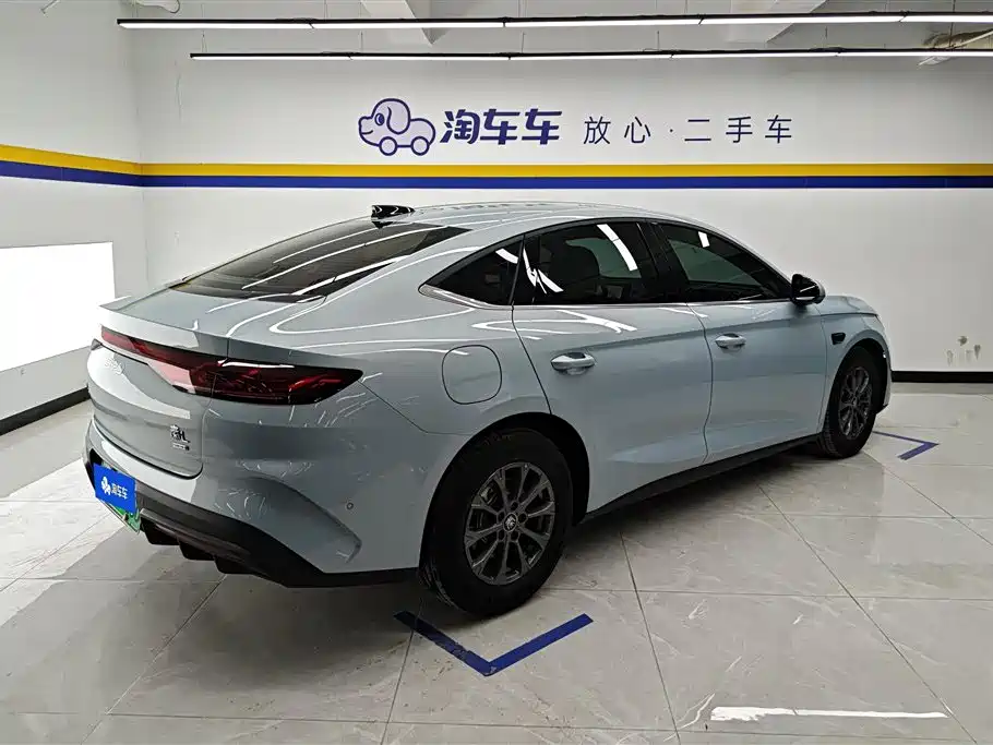 BYD Qin L 2025 — фото 3