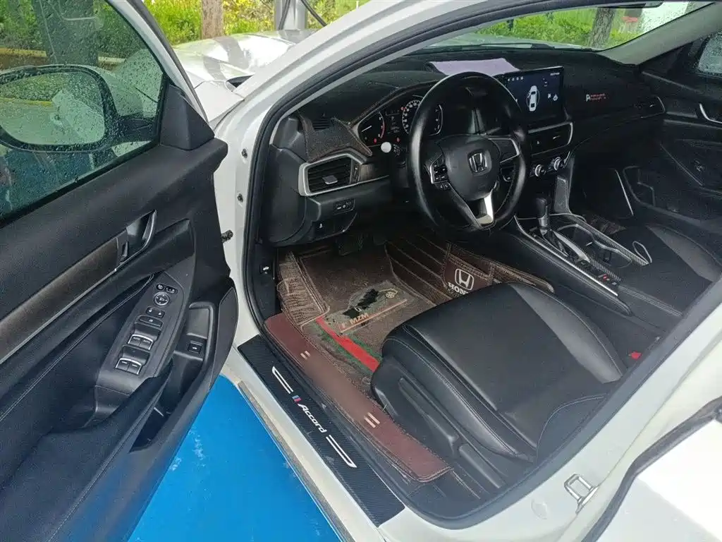 Honda Accord 2019 — фото 14
