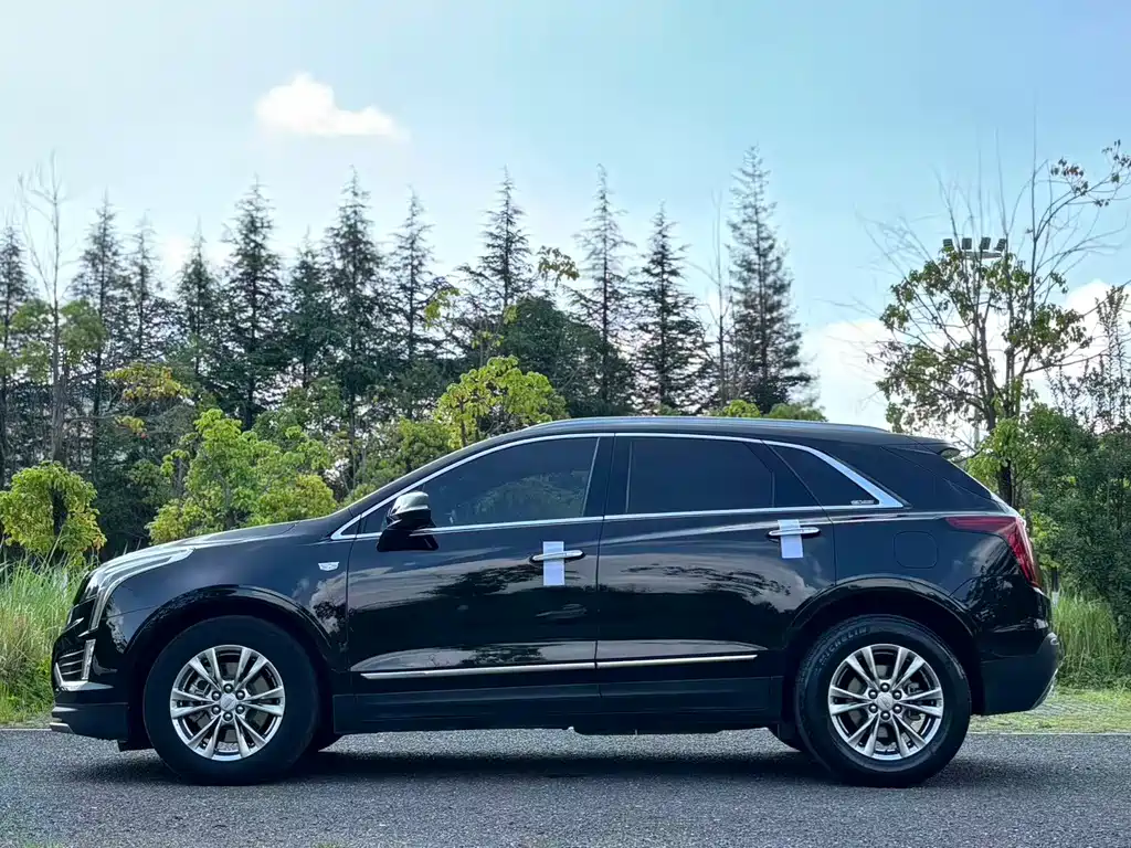 Cadillac XT5 2022 — фото 25