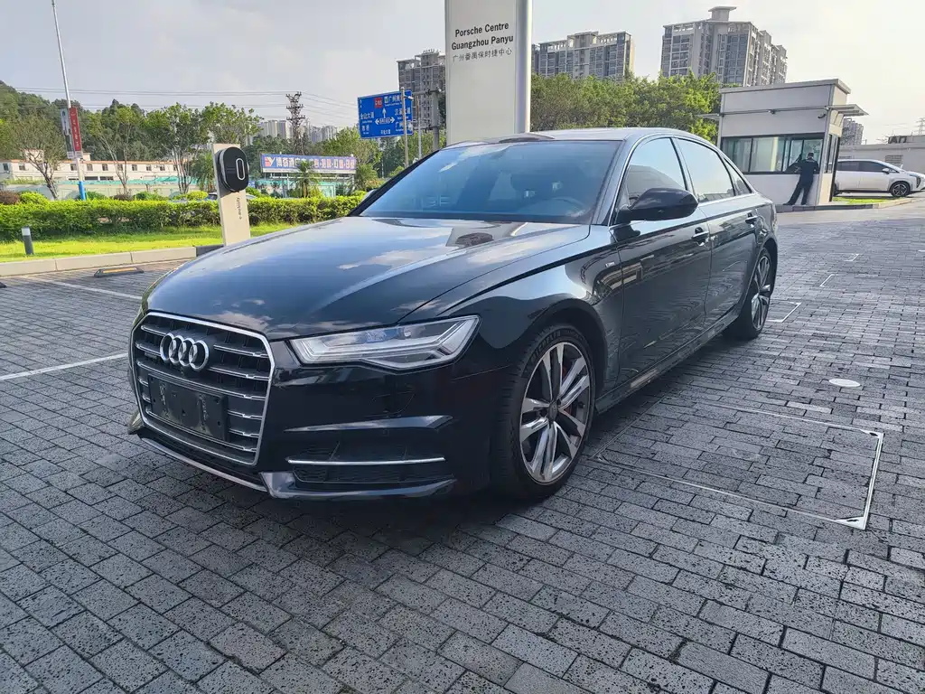 Audi A6L 2018 — фото 1